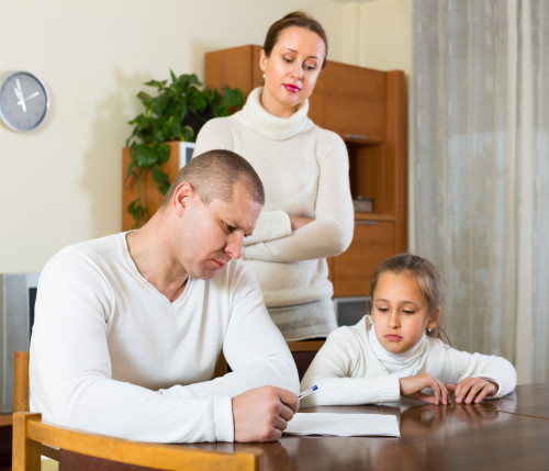 Saratoga Child Support Lawyer Discusses Paying Support While the Child is Living with You