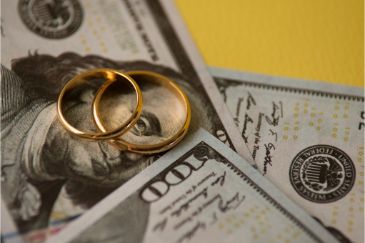Questions About Handling Money During a Divorce