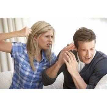 How to Help a Friend or Loved One Who Is a Victim of Domestic Violence