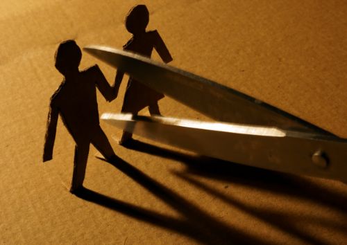 Mediating vs. Litigating Divorce in New York Pros and Cons